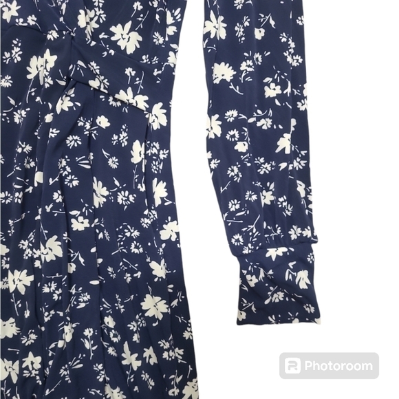 Kaileigh Annabel Knit Faux Wrap Dress Navy Size Medium - Picture 9 of 10